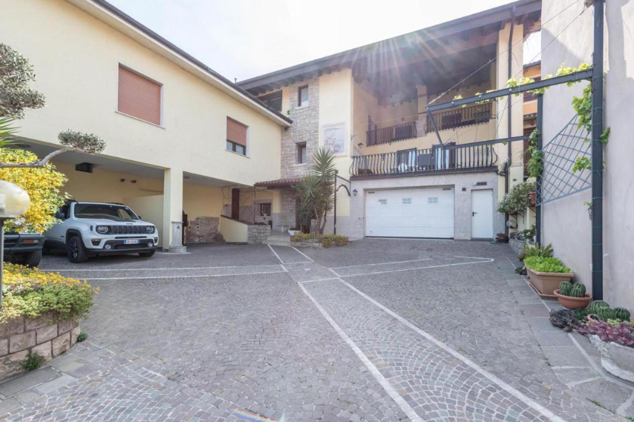 Casa Vacanze Baccolo Polpenazze del Garda Exteriör bild