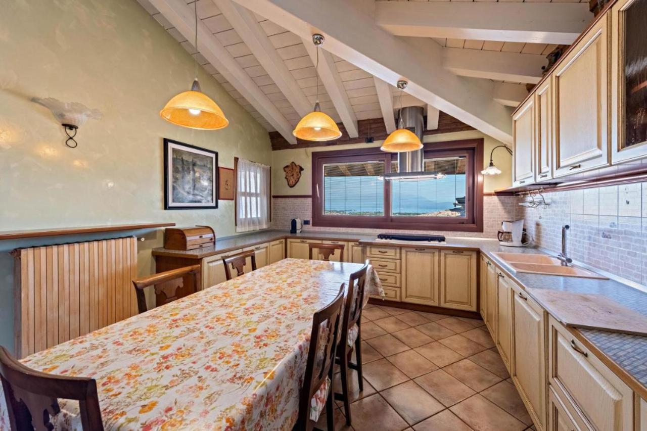 Casa Vacanze Baccolo Polpenazze del Garda Exteriör bild