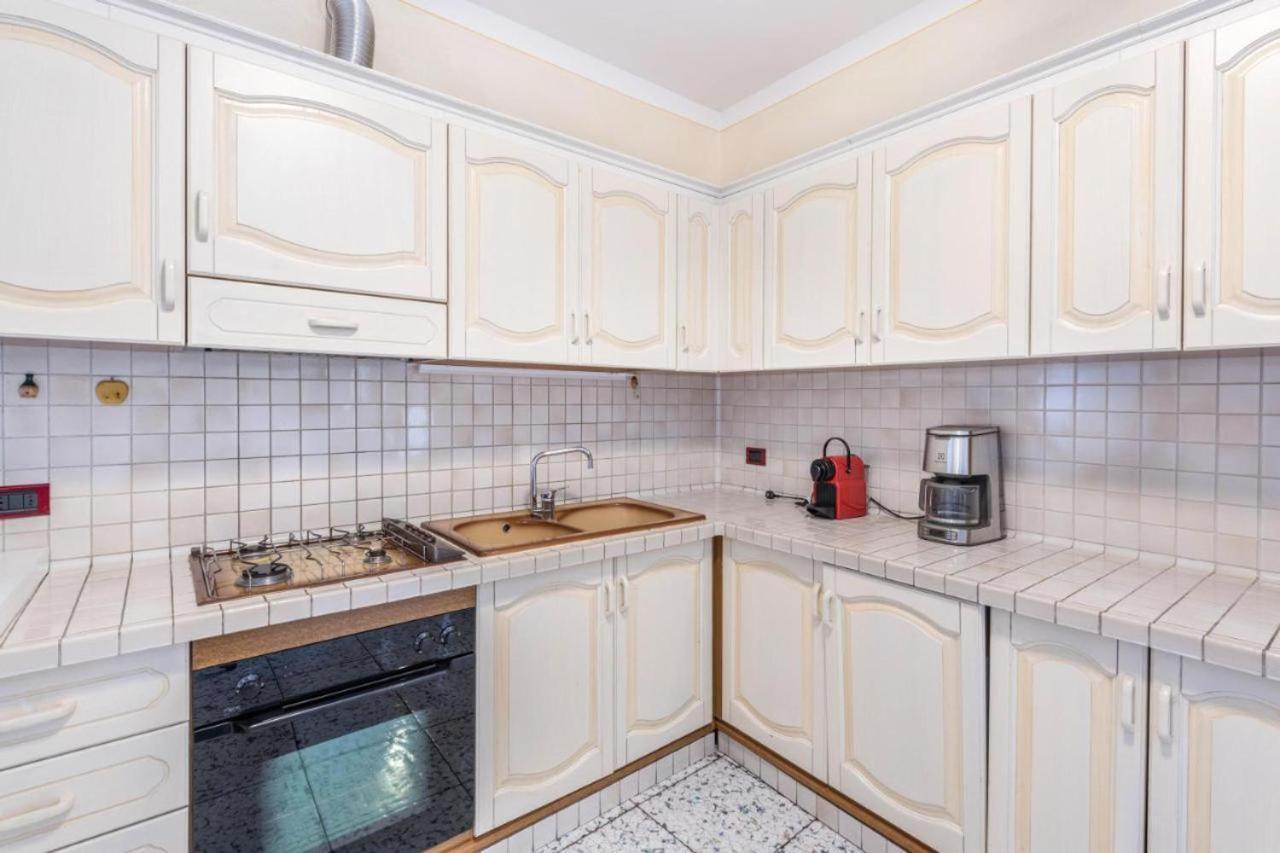 Casa Vacanze Baccolo Polpenazze del Garda Exteriör bild